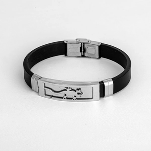 Bracelet lézard minimaliste avec bracelet en silicone noir et boucle déployante en acier