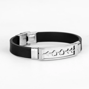 Herrenarmband aus Edelstahl und schwarzem Silikon mit hohlem Herz-Pfeil-Motiv