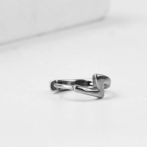 Boucles d'oreilles éclair en acier inoxydable poli au design punk géométrique épuré