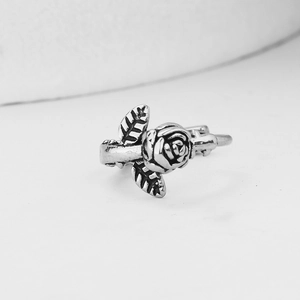 Vintage oxidized stainless steel rose ring featuring intricate floral micro-engraving