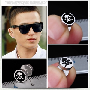 Punk skull stud earrings in polished stainless steel for men with street style look