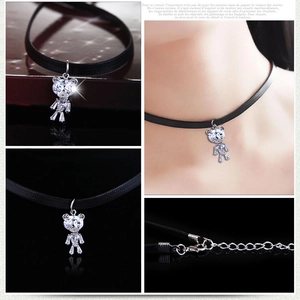 Collana girocollo nera regolabile con ciondolo a forma di orso in cristallo lucido
