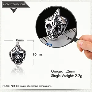 Spécifications détaillées de taille pour clous d'oreilles punk crâne en acier titane