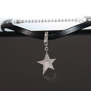 Korean Fashion Alloy Zirconia Star Pendant Choker Necklace For Women Black Leather Cord Rhinestone Star Neck Chain Jewelry