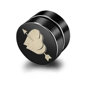 Unisex Titanstahl Schwarz Rund Magnet Ohrstecker Ohne Piercing Herz Pfeil Durch Herz Design Ohrclip Schmuck