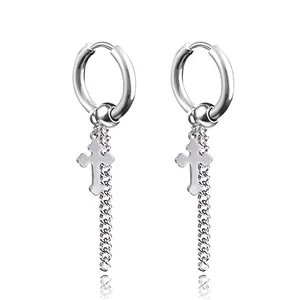 Boucles d'oreilles créoles en acier argenté avec croix et longue chaîne pendante