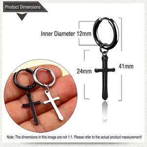 Boucles d'oreilles créoles croix en acier noir et argent avec mesures de taille