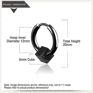 Détail de la boucle d'oreille carrée noire avec dimensions de 12mm de diamètre