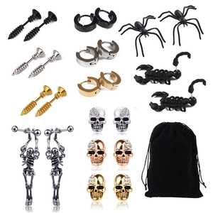 Set di Orecchini a Bottone a Vite con Teschio Ragno Scorpione Gotico Punk in Acciaio Inossidabile Gioielli Intarsiati con Strass per Festa di Halloween