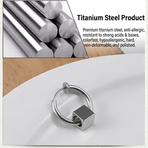 Boucle d'oreille anneau en acier inoxydable argenté avec pendentif cube pour homme