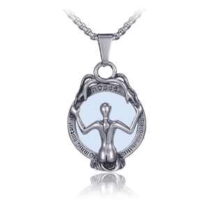 Retro roestvrijstalen ketting met ronde hanger met een vrouwenfiguur en Latijnse gravure