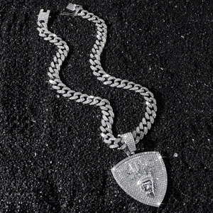 Collier hip hop pendentif bouclier lion couronne glacé avec chaîne cubaine argent