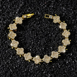 Bracelet Chaîne Trèfle Hip Hop Pour Hommes Luxueux Bijoux de Main en Alliage de Zinc et Strass Pour Fête Mode Décontractée