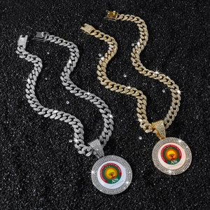 Collier homme hip-hop avec pendentif AES et chaîne cubaine sertie de cristaux