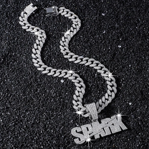 Collier hip hop pour hommes avec pendentif SPARK et chaîne cubaine sur pierres noires
