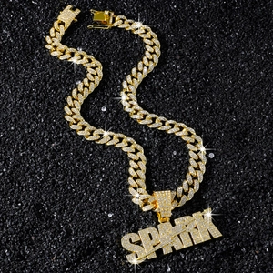 Collier Pendentif Lettre Spark Homme Hip Hop Alliage de Zinc Strass Glacé Maillons Cubains Bijoux pour Fête Or Argent