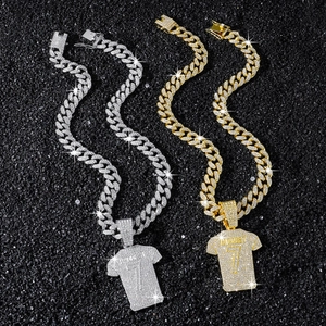 Collana hip hop da uomo con ciondolo maglia calcio Ronaldo 7 decorata con brillanti