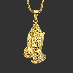Collier Homme Hip Hop Pendentif Mains en Prière Alliage Plaqué Or Croix Strass Bijoux Religieux Longue Chaîne Torsadée