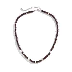 Collier ethnique en bois pour homme avec perles argentées et fermoir mousqueton réglable