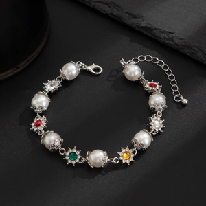 Bracelet en perles pour hommes avec breloques flocon en strass colorés et fermoir argenté
