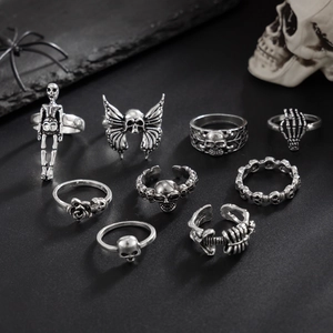 Gotisches Totenkopf Ring-Set mit 9 Vintage Skelett-Designs für Halloween und Punk