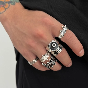 5-piece vintage punk ring set with cross and star patterns in silver finish for men