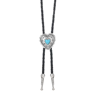Détail de la cravate bolo cœur vintage avec turquoise bleue et boucle argentée gravée