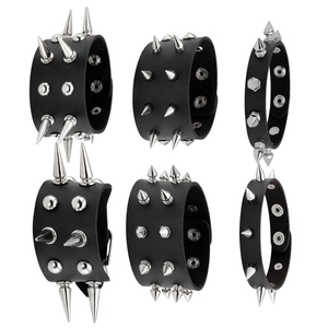 Ensemble de Bracelets en Cuir à Pointes Punk pour Hommes Bracelet Gothique Rock avec Boutons-pression Ajustables Noir Argent Métal