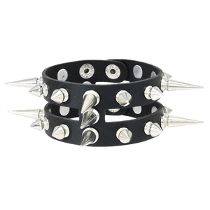 Bracciale punk a doppia fila in pelle nera traforata con punte e borchie in metallo argento