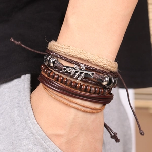 Vintage multilayer leather bracelet with alloy maple leaf charm and wooden beads