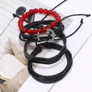 Set bracciale multistrato in pelle nautica con perline rosse e ciondolo ancora in argento