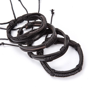 Set de bracelets multi-rangs en cuir tressé rétro pour hommes avec cordon réglable noir et marron