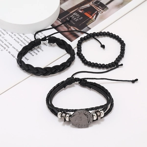Set de 3 bracelets pour homme avec corde tressée noire, perles et charm as de cœur