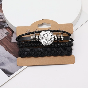 Bracelet multicouche homme en cuir tressé avec pendentif carte de poker as de pique