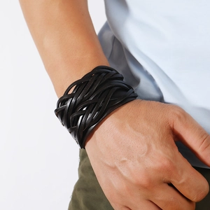 Herren Vintage gewebtes Lederarmband in Schwarz mit industriellem Druckknopfverschluss