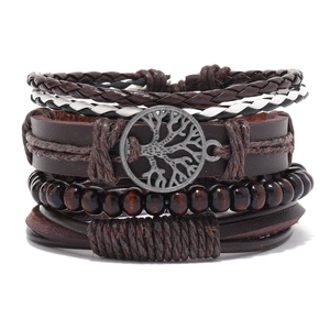 Bracelet multicouche fait main en cuir avec perles en bois et charme Arbre de Vie