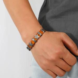 Retro star alloy leather belt buckle bracelet with orange brown strap for street style