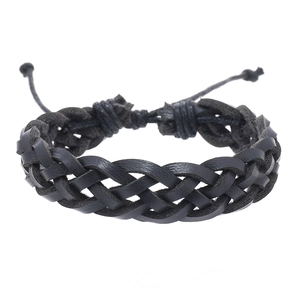 Handmade braided black leather bracelet for men with adjustable pull-cord design