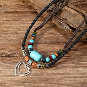 Collier Multirang Bohème Vintage Perles Turquoise Pendentif Cœur Pour Femme Bijoux Ethniques Faits À La Main Bois Alliage