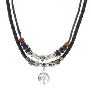 Collier bohème double rang avec pendentif Arbre de Vie et perles en bois vintage