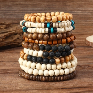 Boho Armband-Set mit Türkis, Lavastein und Naturholzperlen im mehrlagigen Ethno-Stil