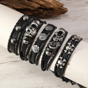 5-piece men's punk skull leather bracelet set with vintage metal rivets and charms