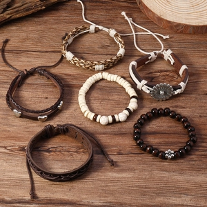 Lot de 6 bracelets bohèmes en cuir et perles avec perles en bois et breloques