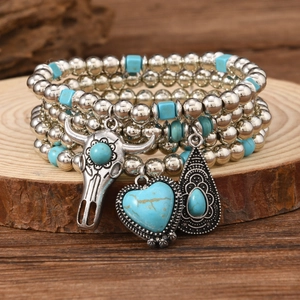 Bracelet Bohémien Multicouche en Perles de Turquoise Synthétique Alliage Tête de Taureau Pendentif Cœur Bijoux Ethniques Femme