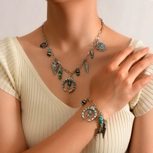 Bohemian set van blad- en turquoise ketting met armband in vintage zilveren finish