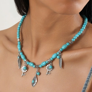 Sautoir Bohème Ethnique en Turquoise Avec Pendentifs en Alliage d'Argent Vintage Forme Plume et Tournesol Bijoux Femme