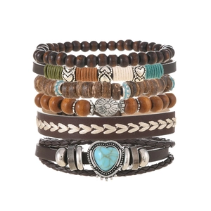 Lot de 6 bracelets bohèmes avec perles en bois, cuir et pendentif cœur turquoise