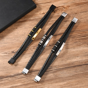 Set di bracciali multistrato in pelle da uomo con chiusura magnetica in acciaio inox