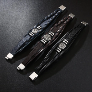 Bracelet multicouche en cuir tressé pour hommes avec pendentif boussole viking et fermoir