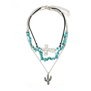 Boheemse gelaagde ketting met turquoise kralen, zilveren kruis en cactus hanger